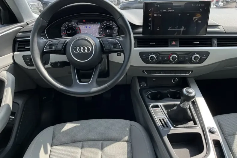 Audi A4 din 2022 cu 19.987 km - oferta AUD163686 - foto 15
