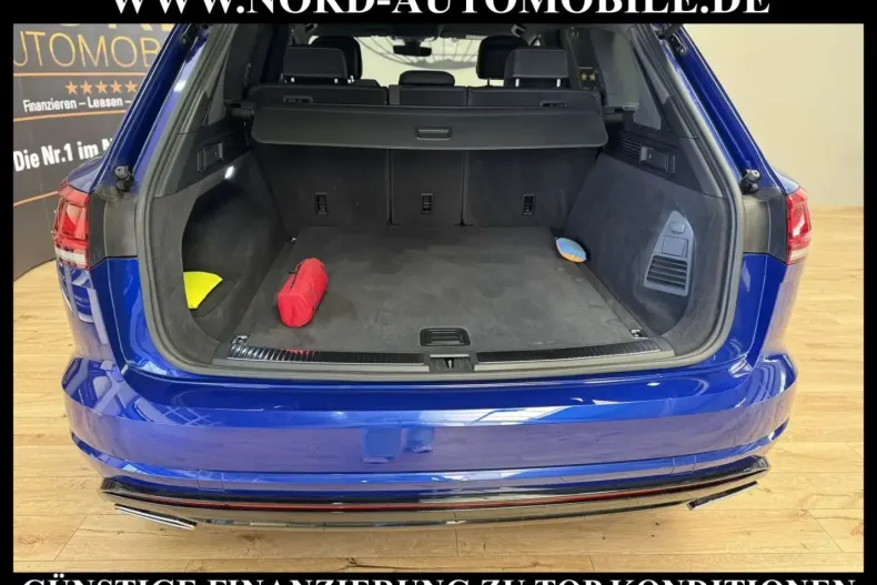 Volkswagen Touareg din 2021 cu 73.300 km - oferta VOL163689 - foto 23