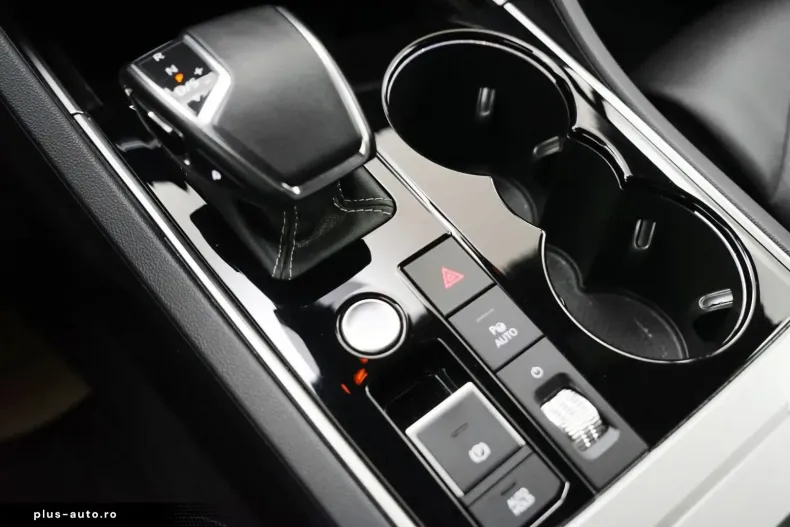Volkswagen Touareg din 2023 cu 94.000 km - oferta VOL163690 - foto 18