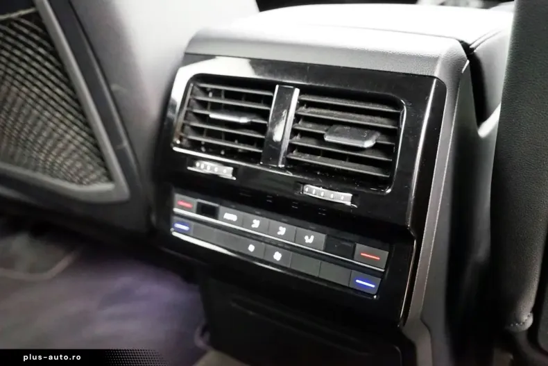 Volkswagen Touareg din 2023 cu 94.000 km - oferta VOL163690 - foto 20