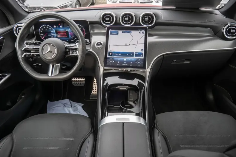 Mercedes-Benz GLC 220 din 2023 cu 7.916 km - oferta MER163691 - foto 5