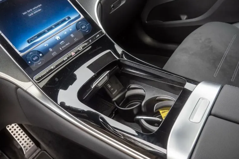 Mercedes-Benz GLC 220 din 2023 cu 7.916 km - oferta MER163691 - foto 11