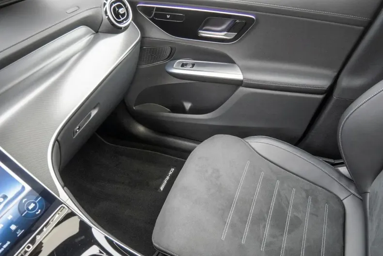 Mercedes-Benz GLC 220 din 2023 cu 7.916 km - oferta MER163691 - foto 12