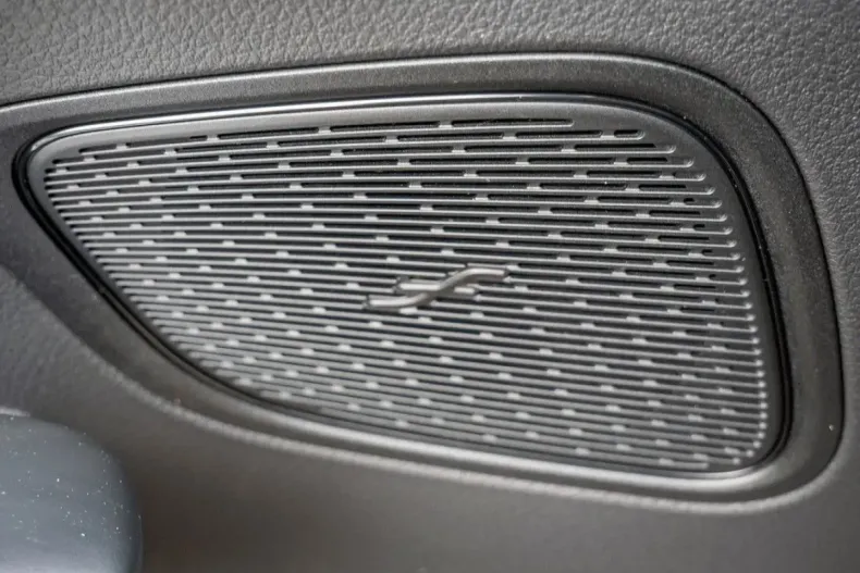 Mercedes-Benz GLC 220 din 2023 cu 7.916 km - oferta MER163691 - foto 16