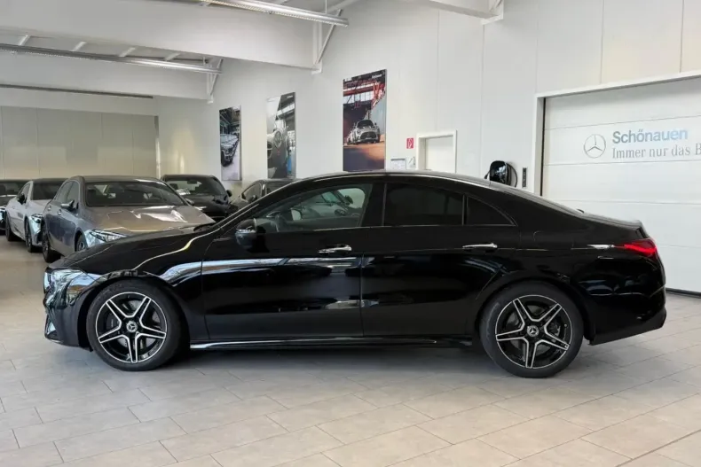 Mercedes-Benz CLA 250 din 2024 cu 14.019 km - oferta MER163692 - foto 3