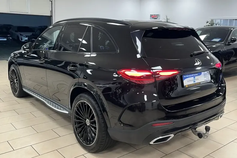 Mercedes-Benz GLC 220 din 2023 cu 48.642 km - oferta MER163693 - foto 8