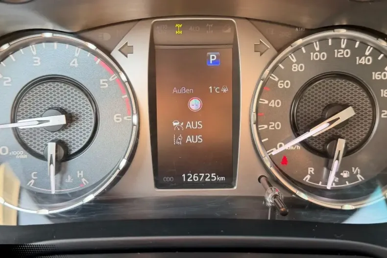 Toyota Hilux din 2022 cu 126.600 km - oferta TOY163694 - foto 17