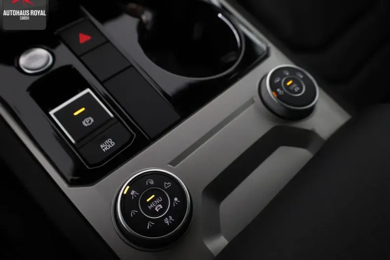 Volkswagen Touareg din 2020 cu 98.780 km - oferta VOL163695 - foto 25