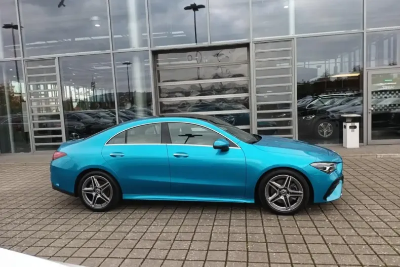 Mercedes-Benz CLA 220 din 2024 cu 7.328 km - oferta MER163696 - foto 3