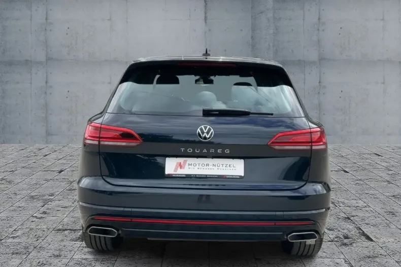 Volkswagen Touareg din 2022 cu 77.448 km - oferta VOL163697 - foto 4