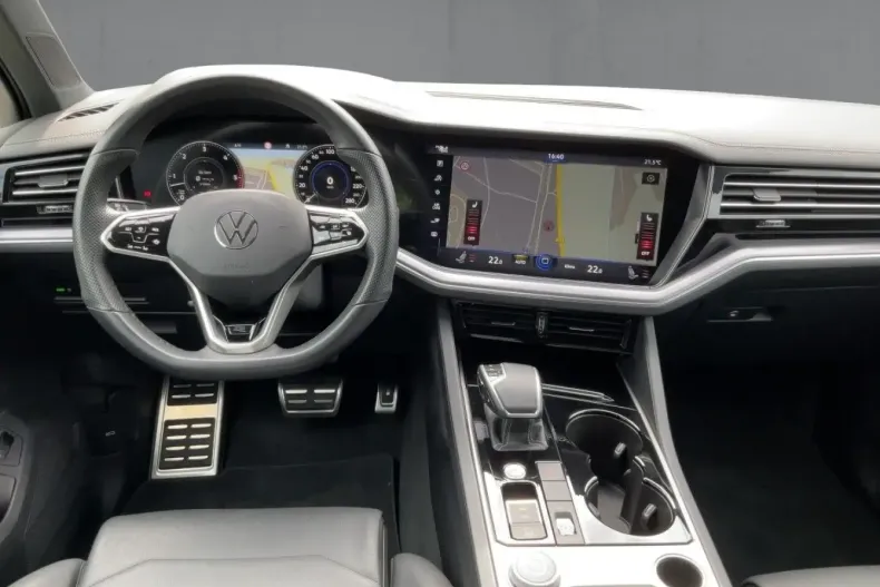 Volkswagen Touareg din 2022 cu 77.448 km - oferta VOL163697 - foto 8