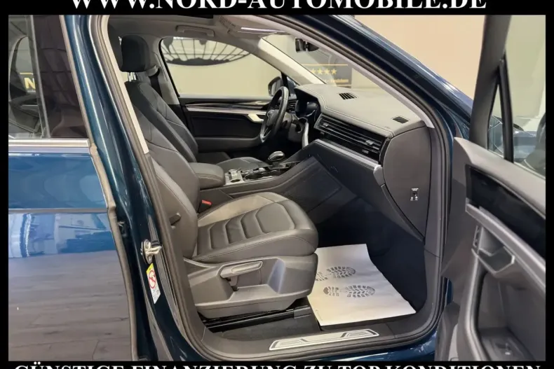 Volkswagen Touareg din 2021 cu 75.131 km - oferta VOL163699 - foto 16