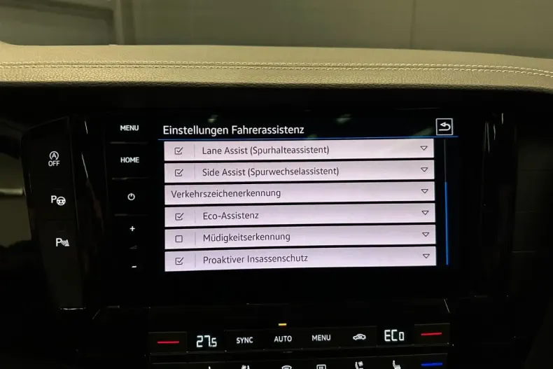 Volkswagen Touareg din 2021 cu 75.000 km - oferta VOL163701 - foto 26