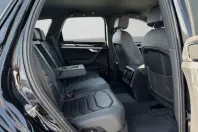 Volkswagen Touareg din 2020 cu 35.805 km - oferta VOL163714 - foto 5