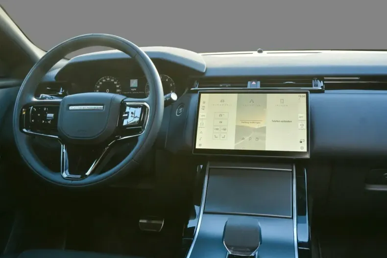 Land Rover Range Rover Velar din 2024 cu 6.800 km - oferta LAN163725 - foto 4