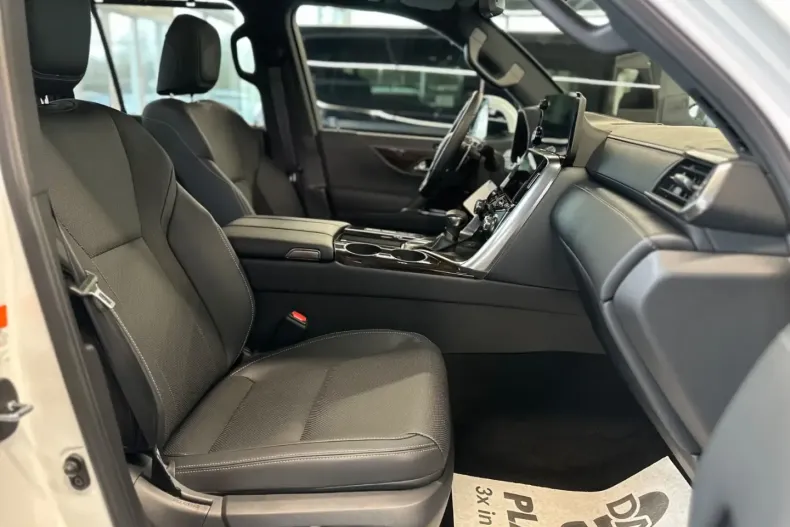 Lexus LX 500 din 2024 cu 1.350 km - oferta LEX163726 - foto 20