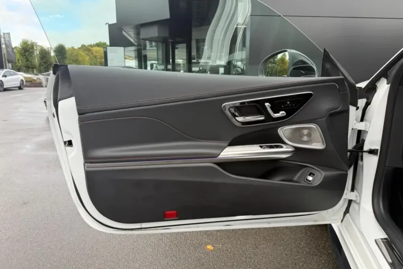 Mercedes-Benz CLE 53 AMG din 2024 cu 9.400 km - oferta MER163729 - foto 12