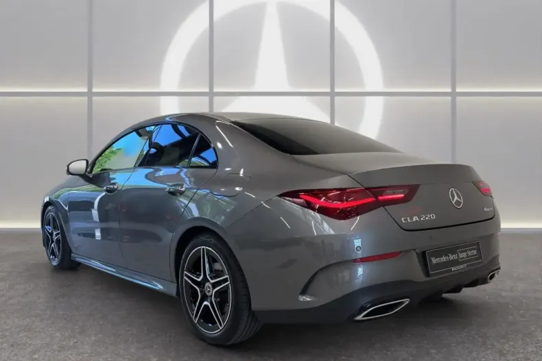 Mercedes-Benz CLA 220 din 2024 cu 16.900 km - oferta MER163732 - foto 3