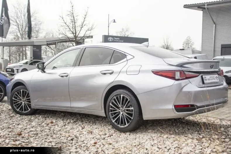 Lexus ES 300 din 2023 cu 2.500 km - oferta LEX163734 - foto 6