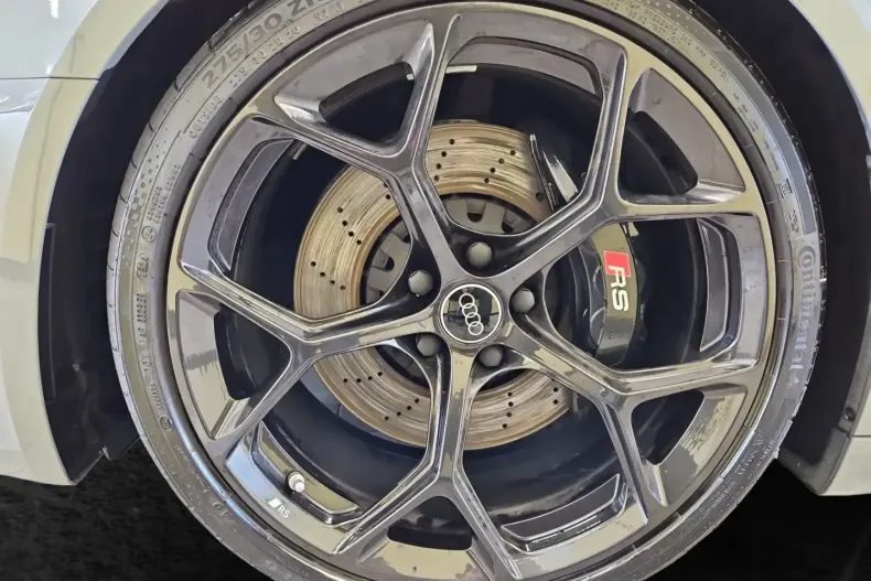 Audi RS4 din 2024 cu 7.487 km - oferta AUD163740 - foto 3