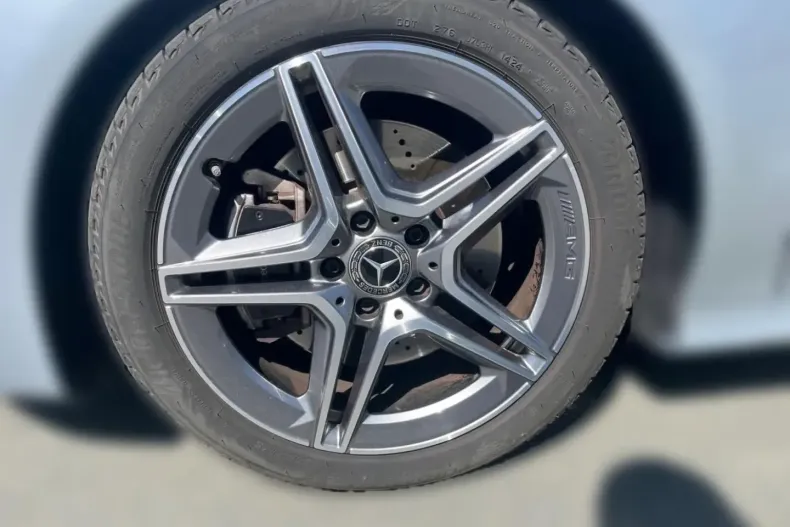 Mercedes-Benz CLA 220 din 2024 cu 14.368 km - oferta MER163745 - foto 5