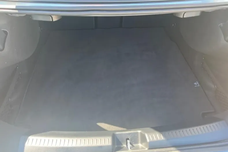 Mercedes-Benz CLA 220 din 2024 cu 14.368 km - oferta MER163745 - foto 13