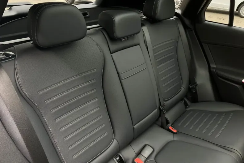 Mercedes-Benz GLC 200 din 2024 cu 24.750 km - oferta MER163749 - foto 8