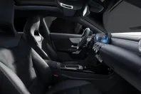 Mercedes-Benz CLA 250 din 2024 cu 9.240 km - oferta MER163750 - foto 12