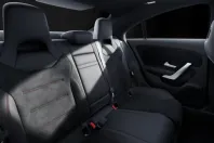 Mercedes-Benz CLA 250 din 2024 cu 9.240 km - oferta MER163750 - foto 13