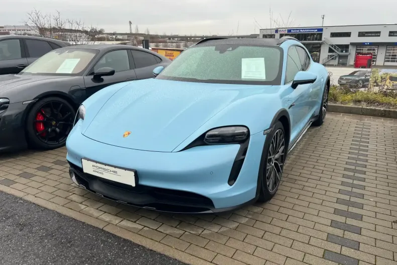 Porsche Taycan din 2023 cu 113.900 km - oferta POR163751 - foto 1