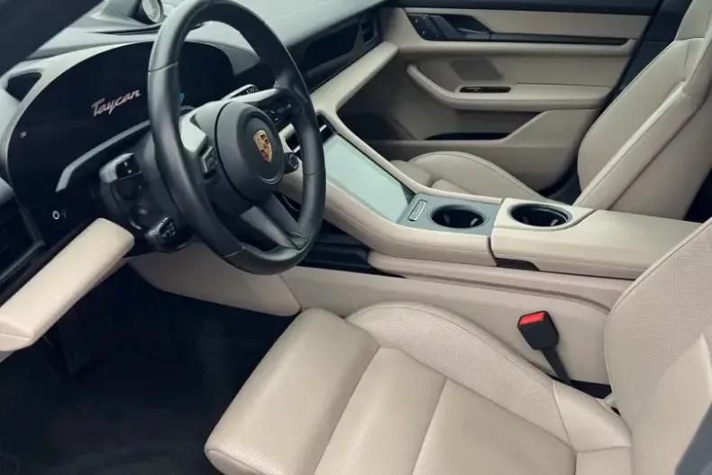 Porsche Taycan din 2023 cu 113.900 km - oferta POR163751 - foto 2