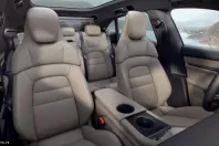 Porsche Taycan din 2023 cu 113.900 km - oferta POR163751 - foto 8