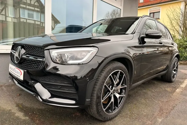 Mercedes-Benz GLC 400 din 2021 cu 61.888 km - oferta MER163752 - foto 1