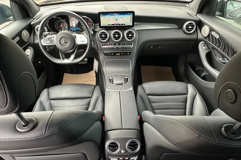 Mercedes-Benz GLC 400 din 2021 cu 61.888 km - oferta MER163752 - foto 8