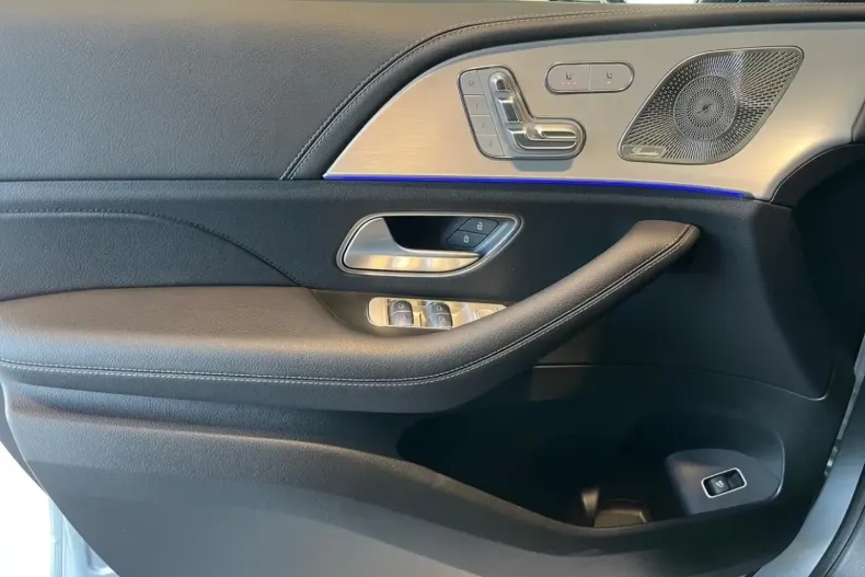 Mercedes-Benz GLE 450 din 2024 cu 4.998 km - oferta MER163754 - foto 18