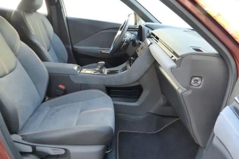 Lexus LBX din 2024 cu 5.950 km - oferta LEX163755 - foto 7