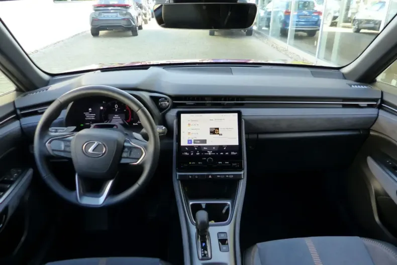 Lexus LBX din 2024 cu 5.950 km - oferta LEX163755 - foto 9