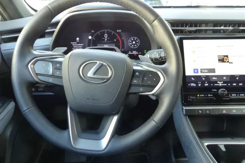 Lexus LBX din 2024 cu 5.950 km - oferta LEX163755 - foto 14