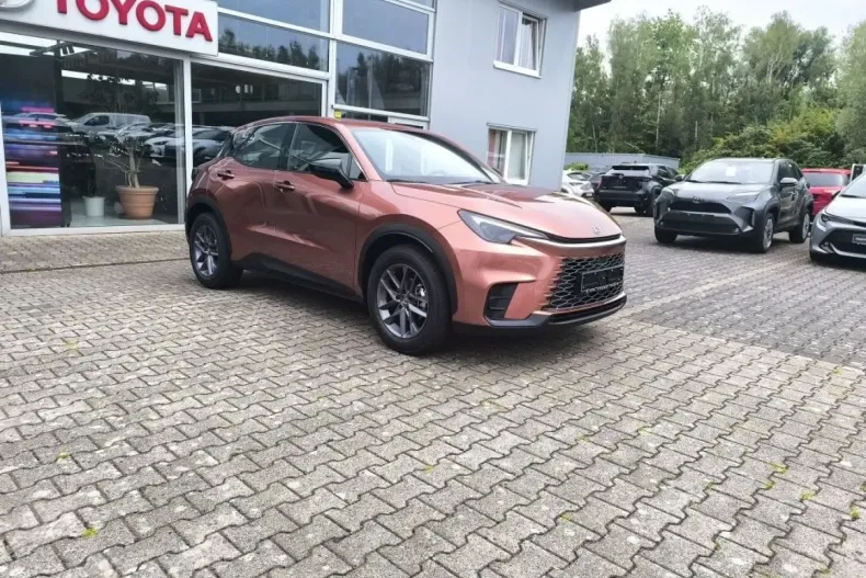 Lexus LBX din 2025 cu 5.500 km - oferta LEX163756 - foto 8