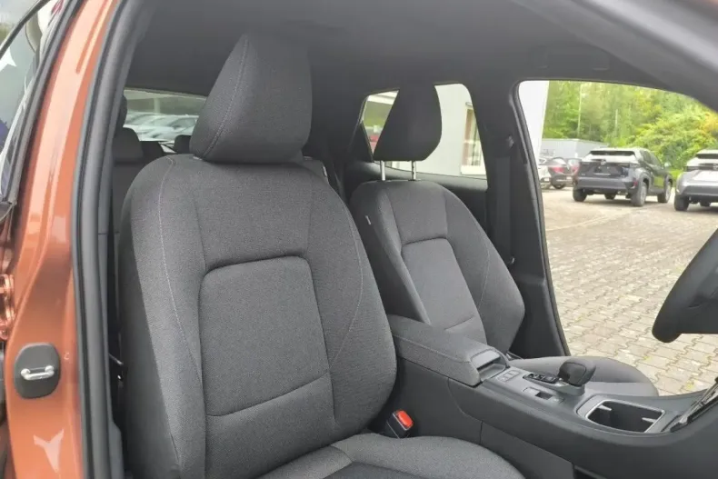 Lexus LBX din 2025 cu 5.500 km - oferta LEX163756 - foto 19