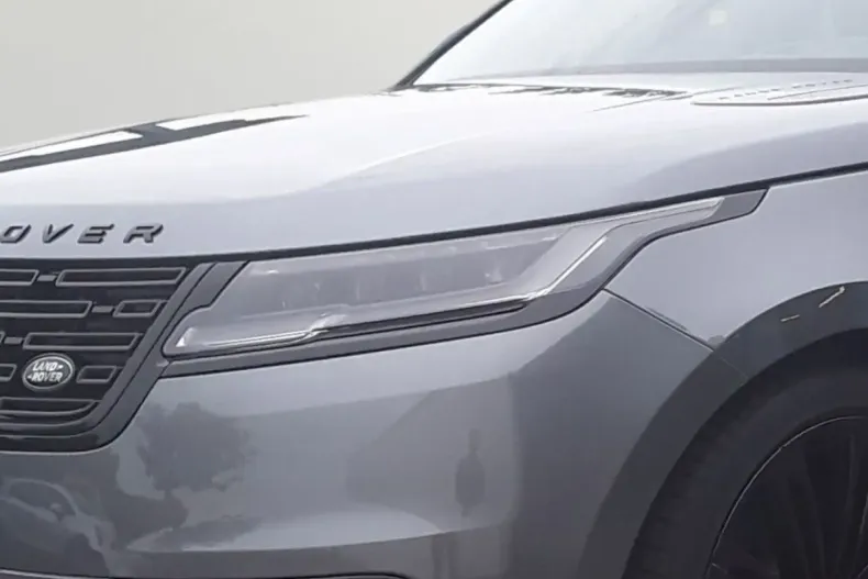 Land Rover Range Rover Velar din 2024 cu 7.938 km - oferta LAN163758 - foto 4