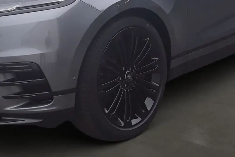 Land Rover Range Rover Velar din 2024 cu 7.938 km - oferta LAN163758 - foto 5