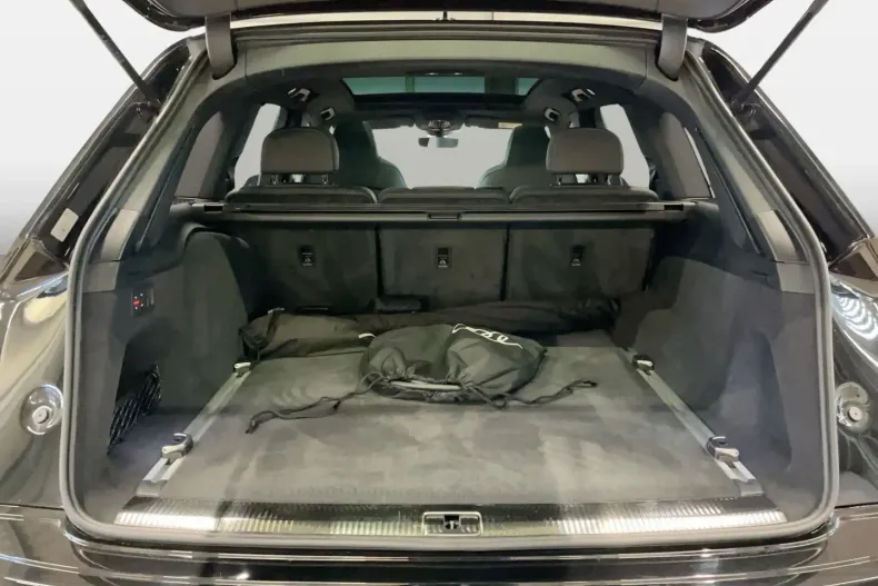 Audi Q7 din 2024 cu 8.350 km - oferta AUD163759 - foto 9