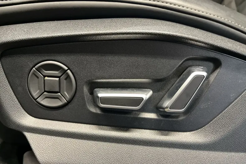 Audi Q7 din 2024 cu 8.350 km - oferta AUD163759 - foto 13