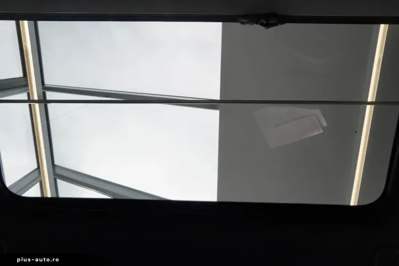 Land Rover Range Rover Sport din 2024 cu 9.999 km - oferta LAN163762 - foto 24