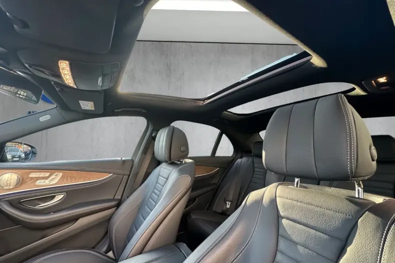 Mercedes-Benz E 300 din 2022 cu 74.000 km - oferta MER163766 - foto 10