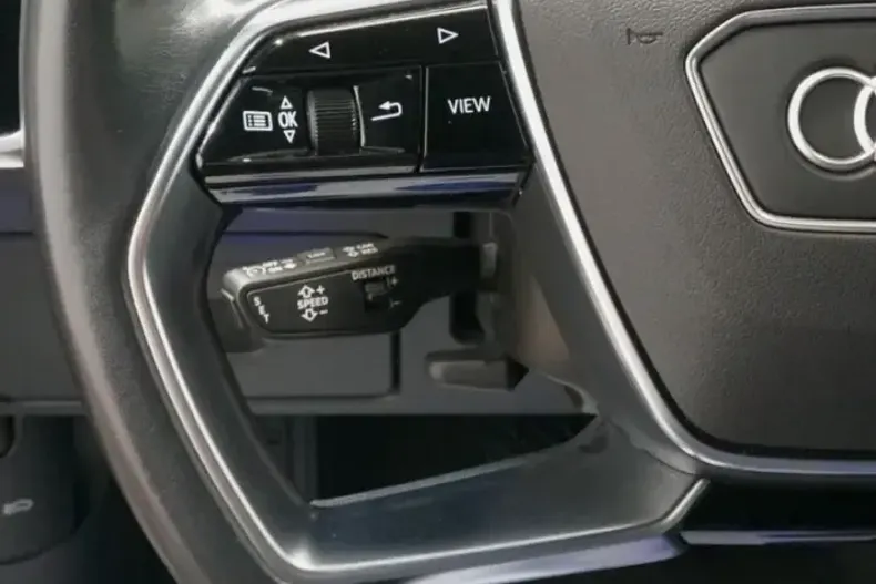 Audi A6 din 2022 cu 65.883 km - oferta AUD163767 - foto 11