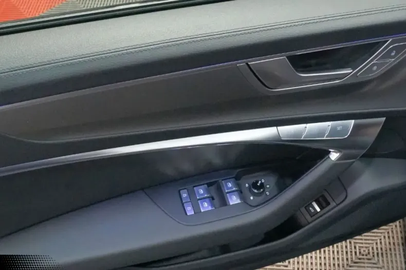 Audi A6 din 2022 cu 65.883 km - oferta AUD163767 - foto 18