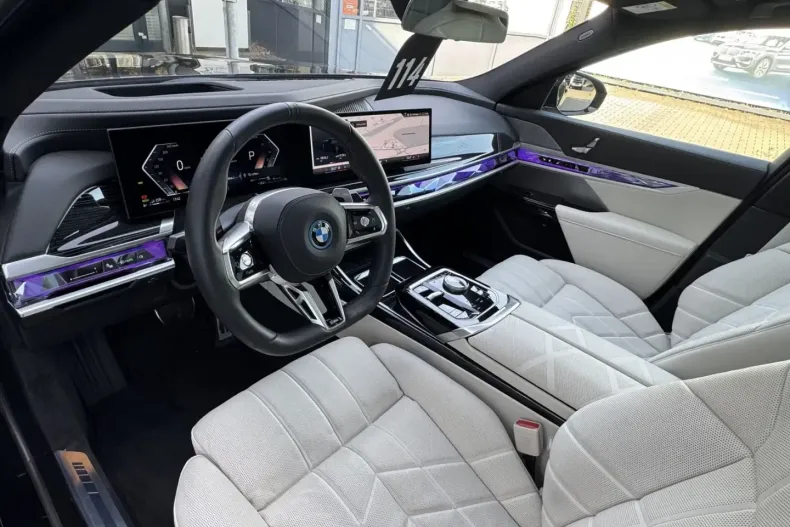 BMW 750 din 2024 cu 23.581 km - oferta BMW163770 - foto 13