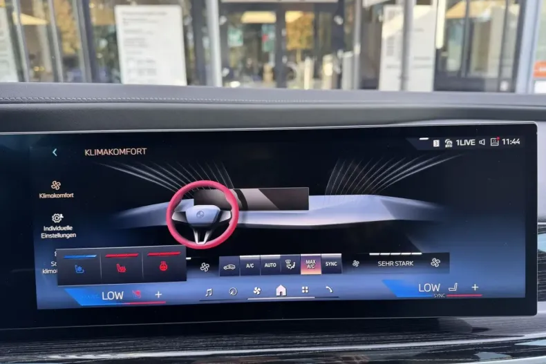 BMW 750 din 2024 cu 23.581 km - oferta BMW163770 - foto 18